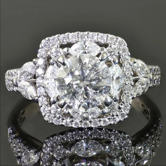 New Luxury 925 Silver square cut Diamond Ring 💍 - Picture 2 of 3